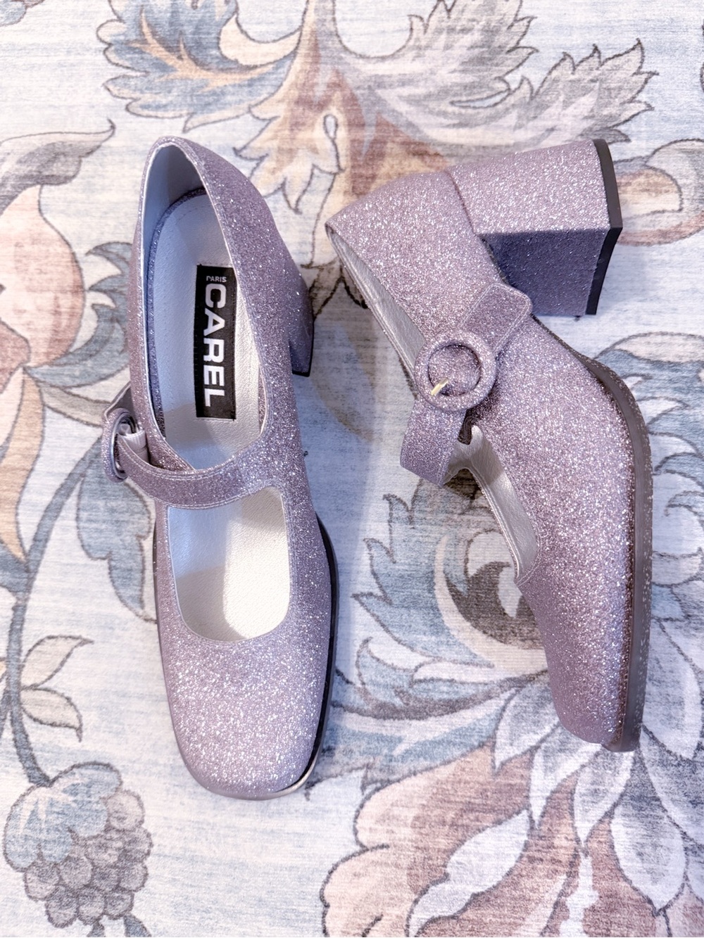 Brand New! Carel Paris metallic leather shimmery mauve mary janes.